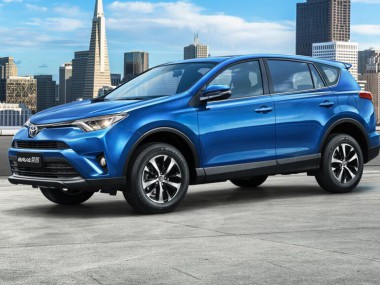 郑州RAV4荣放让利高达6000元 现车销售