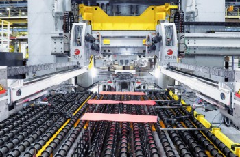 Stellantis两电池厂年产能将达48 GWh，每年供应100万辆汽车