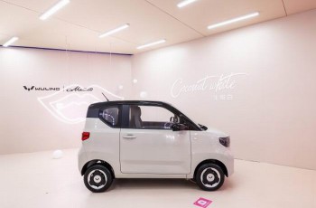 第三季度上市 宏光MINI EV发布两款马卡龙色系新车