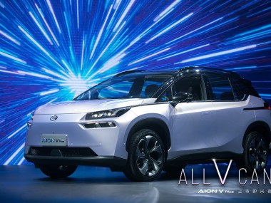 “星际母舰纯电SUV”AION V Plus上市，17.26万元起售