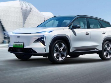 极智魅力中高级紧凑型suv 吉利汽车银河L7解读